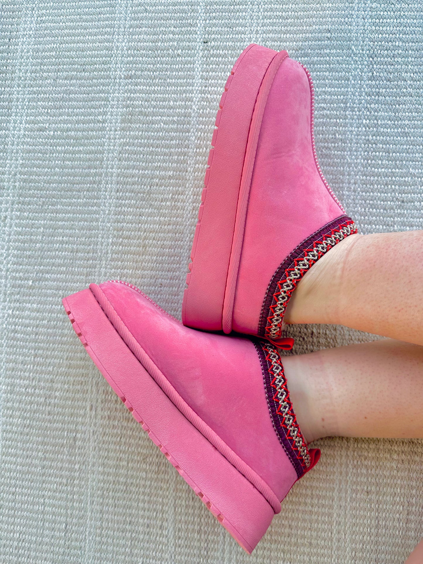 colder weather platform slippers - pink